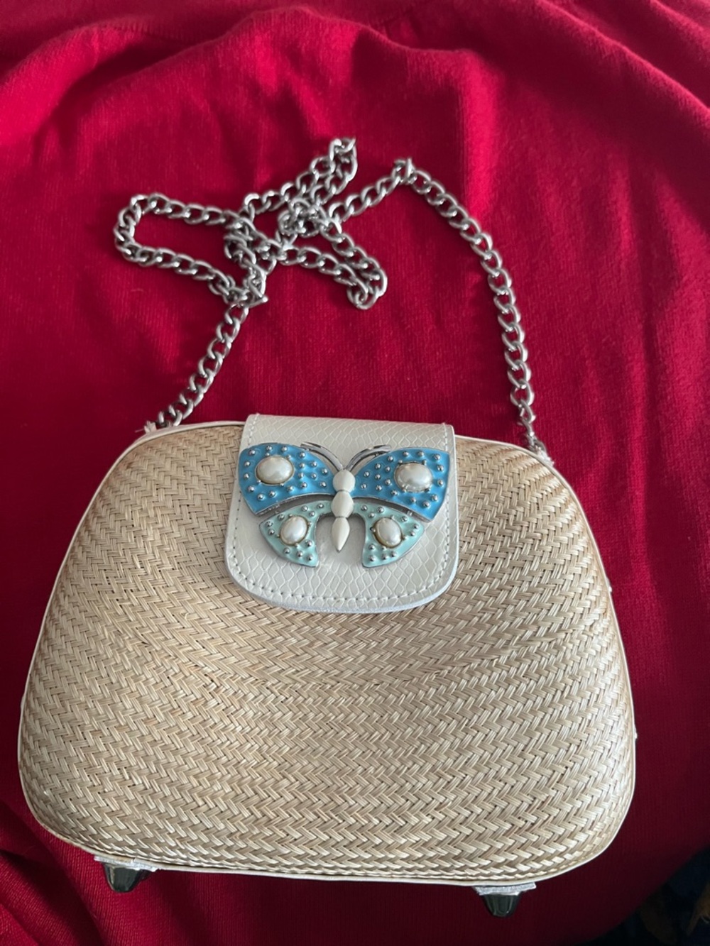 Lilly Pulitzer Straw Crossbody Bag with Blue metal Butterfly w/ faux pearls